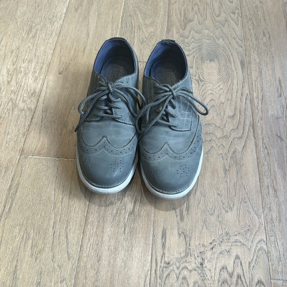 Dexter Other - DEXTER Comfort Memory Foam Wingtip Oxfords Men's Size 8 Gray Faux Suede